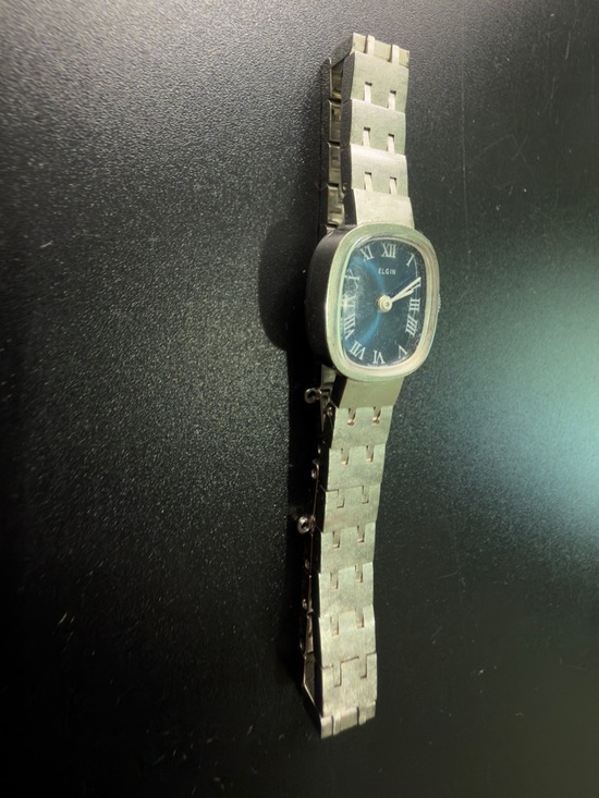 VINTAGE ELGIN LADIES WIND UP WATCH SILVER WITH BLUE FACE DAINTY MINIMALIST main image 6